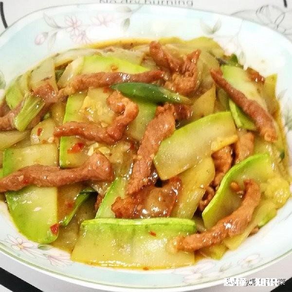 肉片炒西葫芦的做法是什么