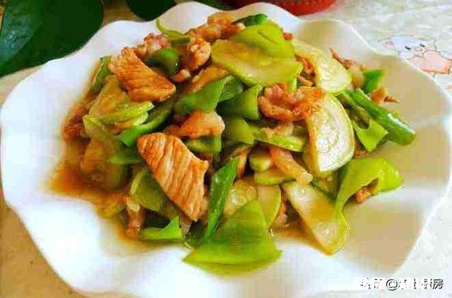 肉片炒西葫芦的做法是什么