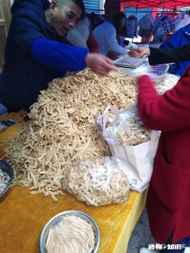 如何摆摊卖东西