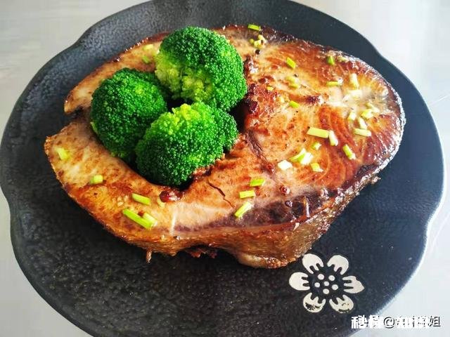 大鲅鱼需要去皮吗怎么做