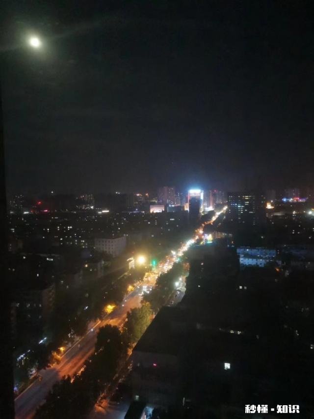 当你的一个异性朋友对你吐槽自己爱人或者伴侣多糟糕，你会怎么想，怎么做