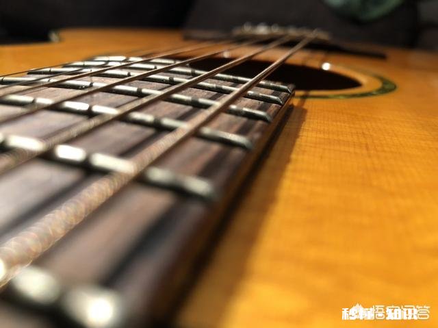 静物拍摄中，你只有一只闪光灯，你如何拍出自己想要的效果