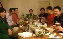 为什么感觉现在过年比小时候过年的味道浓呢