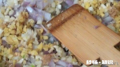 求高手指点牛扒饭的浇汁怎么做