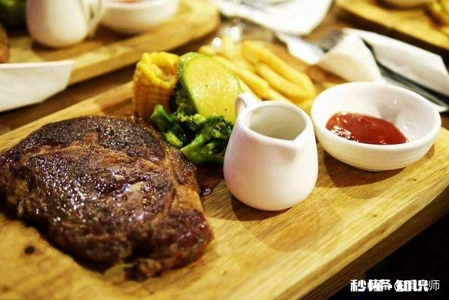 求高手指点牛扒饭的浇汁怎么做