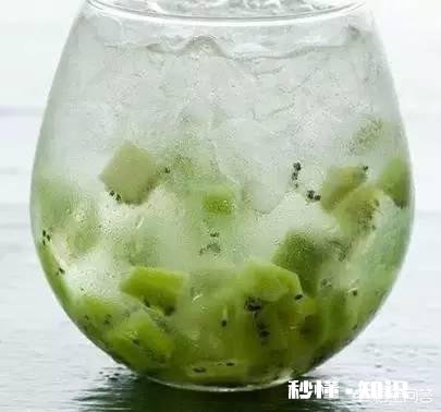 雪碧要怎么喝才好喝