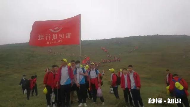 家有中考高考的孩子，你会陪着他们熬夜吗