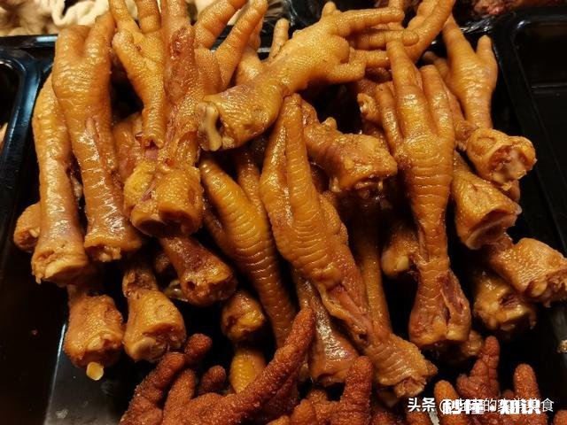 卤鸡爪要加盐吗