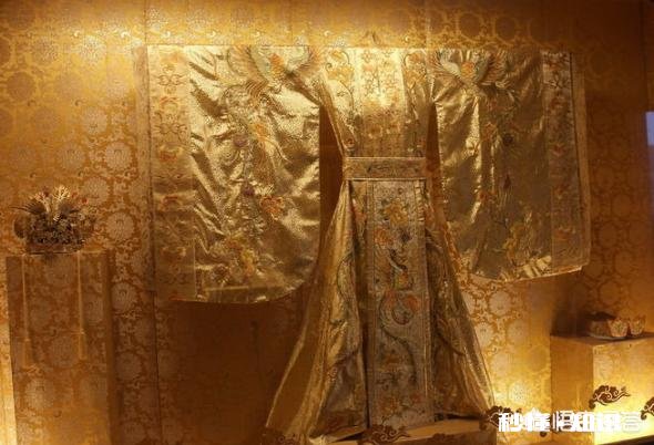 古代生存力不高，为什么衣服还织那么大一件