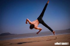 生活越来越平淡，圈子越来越小，以为是成熟，后来才发现是辣鸡！有一样感觉的吗