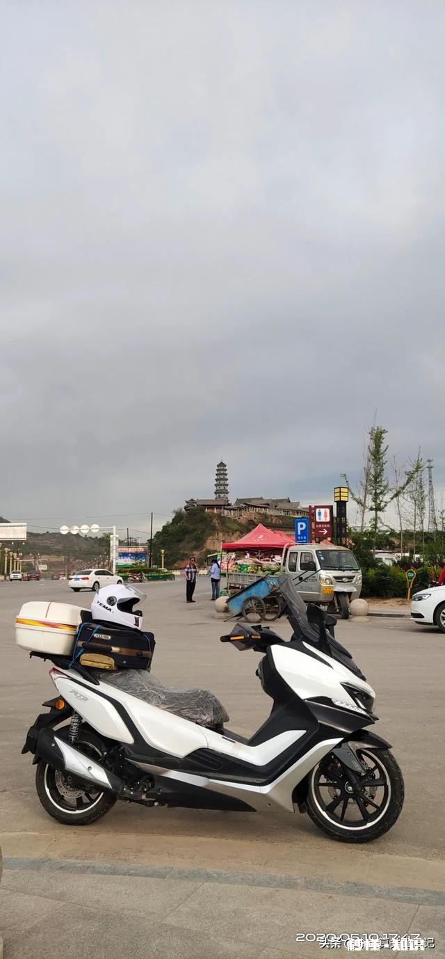 请问排量250的踏板摩托车，可以进行长途摩旅吗