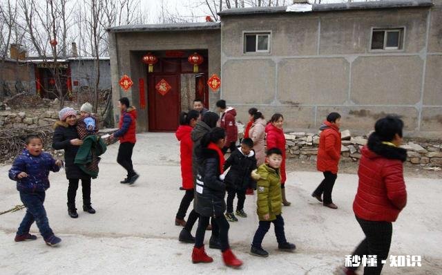 都说男女平等，为什么入赘的男人地位低