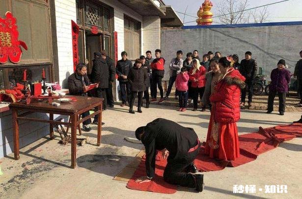 都说男女平等，为什么入赘的男人地位低