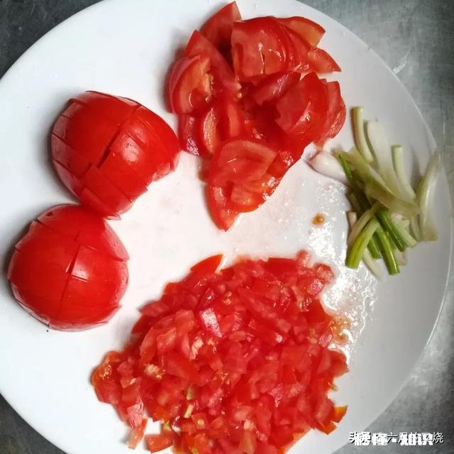 鲜扇贝柱西红柿做法