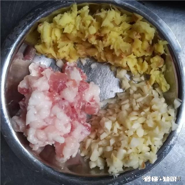 鲜扇贝柱西红柿做法