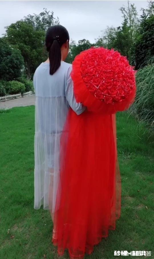 在当今社会，18岁左右继续学业还是学门手艺，才能更好的生存