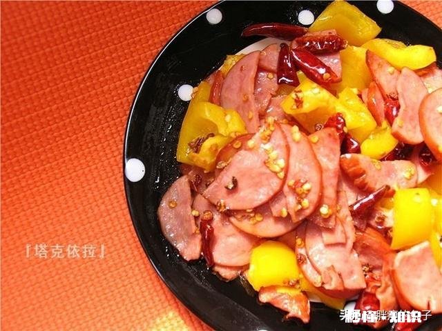 蒸香肠放什么配菜好吃