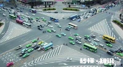 红灯时车辆越过停止线,在十字路口中间才停止,算闯红灯么