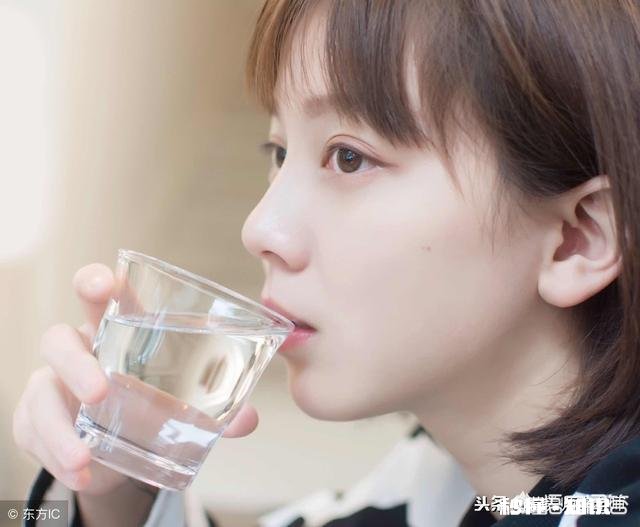 产后三个月了体重150斤，该怎么瘦肚子和大粗腿