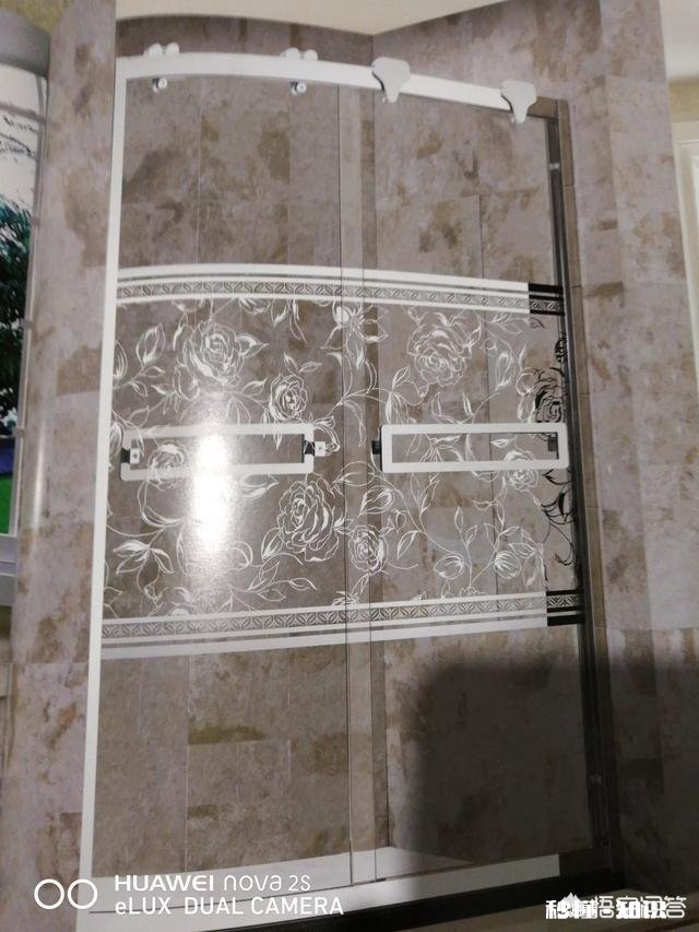 铝合金推拉门适合淋浴房吗