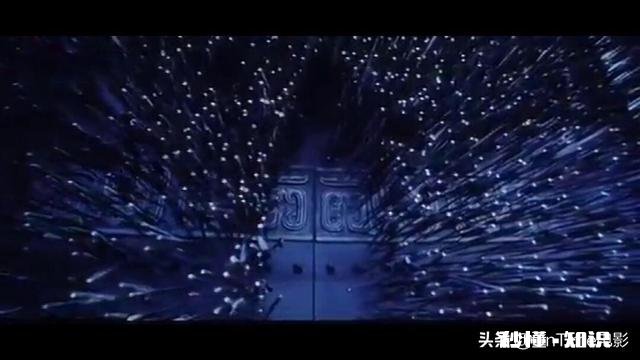 在电影《英雄》里面，怎么感觉陈道明比李连杰的气场还要强大你怎么看