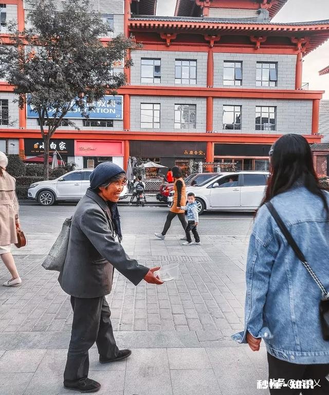 用行动传递温暖能让人怎么样