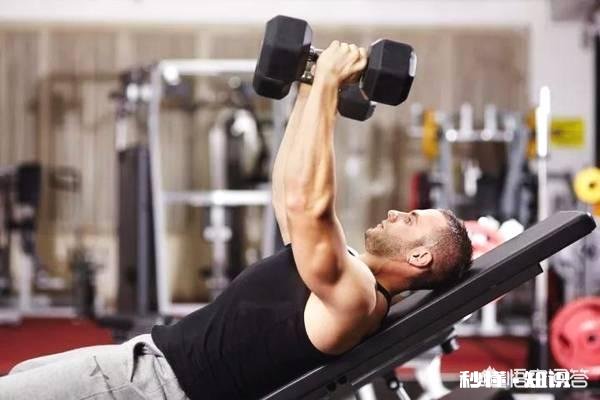 练胸肌进入了瓶颈期该怎么办