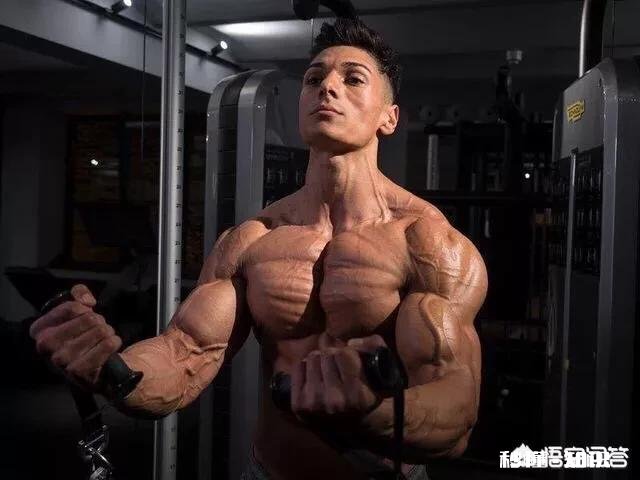 练胸肌进入了瓶颈期该怎么办