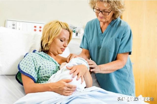 哺乳期，胸部有硬块而且疼痛，宝宝吸不出来不愿意吃了，催乳师都揉不开，还有什么办法