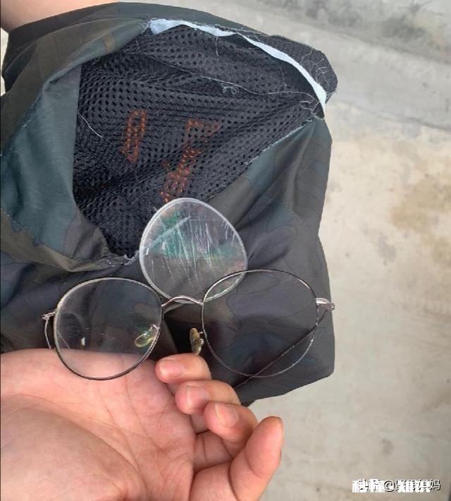 河南4个小孩子被埋的真相是什么为什么记者被打