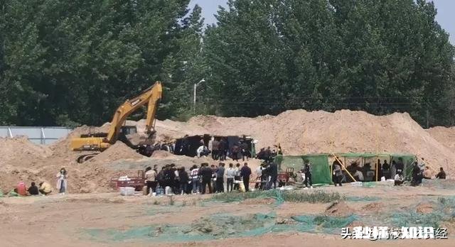 河南4个小孩子被埋的真相是什么为什么记者被打