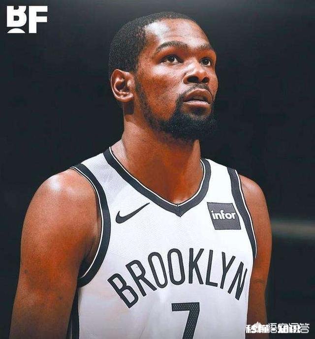 下一个威尔金斯诞生！KD打卡网红餐厅，双拐已不见，或能提前复出，你怎么看