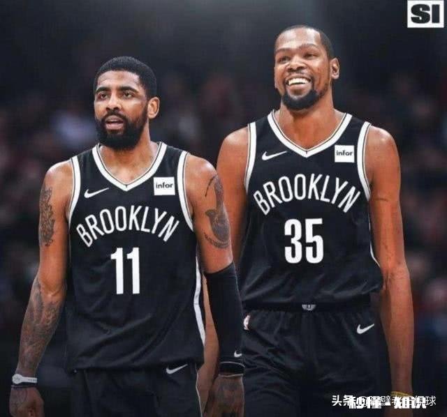 下一个威尔金斯诞生！KD打卡网红餐厅，双拐已不见，或能提前复出，你怎么看