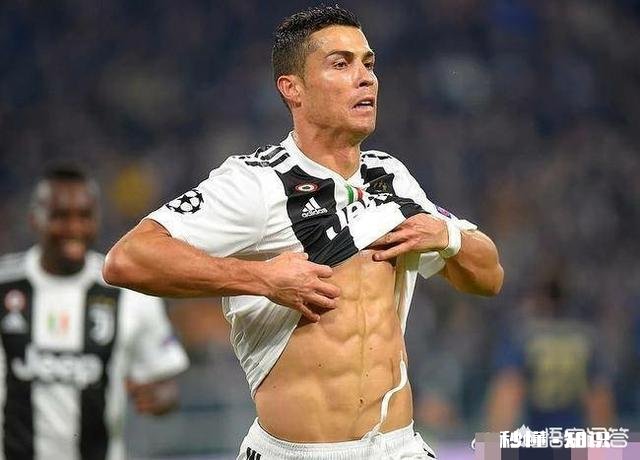 尤文生涯首张黄牌+首次被换下场，C罗是在宣泄无缘金球奖前三的不满吗