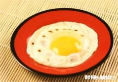 怎样用微波炉煮完整的荷包蛋