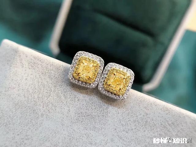 为什么我的耳洞打了快两年了，每次取下耳钉或者耳环的时候总有一股“臭味”