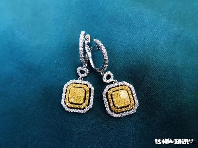 为什么我的耳洞打了快两年了，每次取下耳钉或者耳环的时候总有一股“臭味”