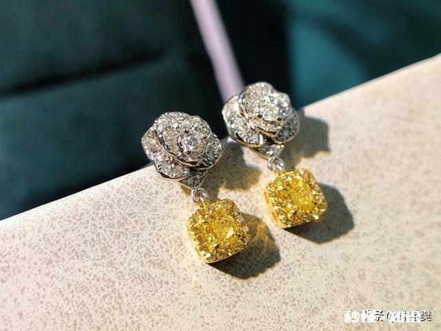 为什么我的耳洞打了快两年了，每次取下耳钉或者耳环的时候总有一股“臭味”