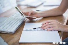 考公务员，离家二十公里的乡镇和离家四十公里的县局选哪个