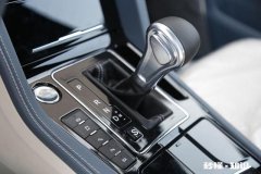 自动档档把上那个按钮的用途是什么