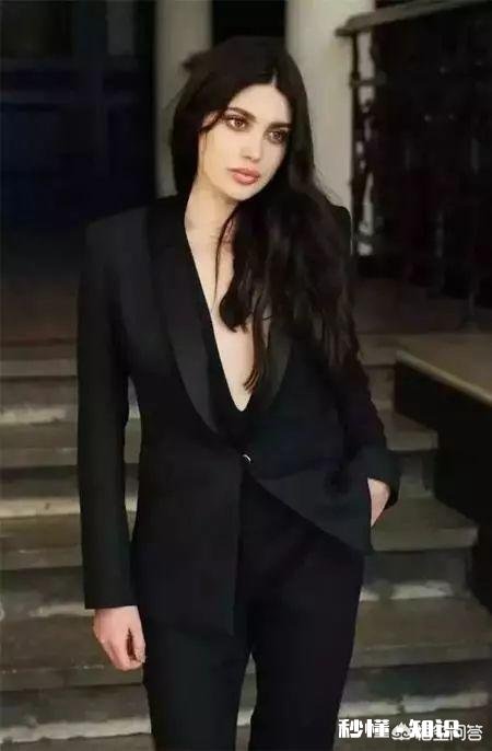 全身都胖怎么搭配秋天的衣服