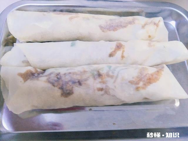 天气炎热妻子做好各种各样的饭菜，老公和孩子在吹空调，做好饭还被嫌弃应该发脾气吗