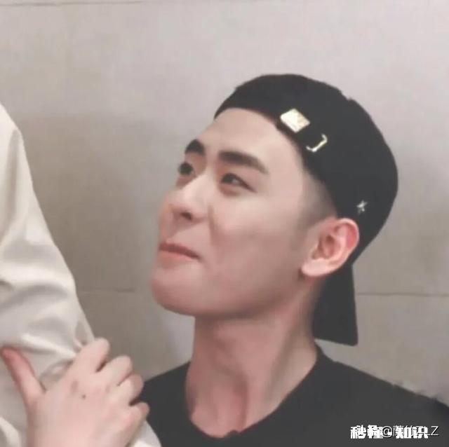 为什么会觉得李玉刚张云雷不娘为什么会觉得某些歌手很娘气