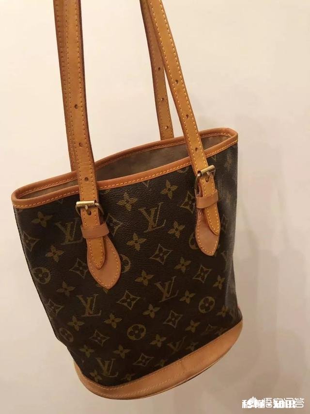 职场女性上班都背什么包