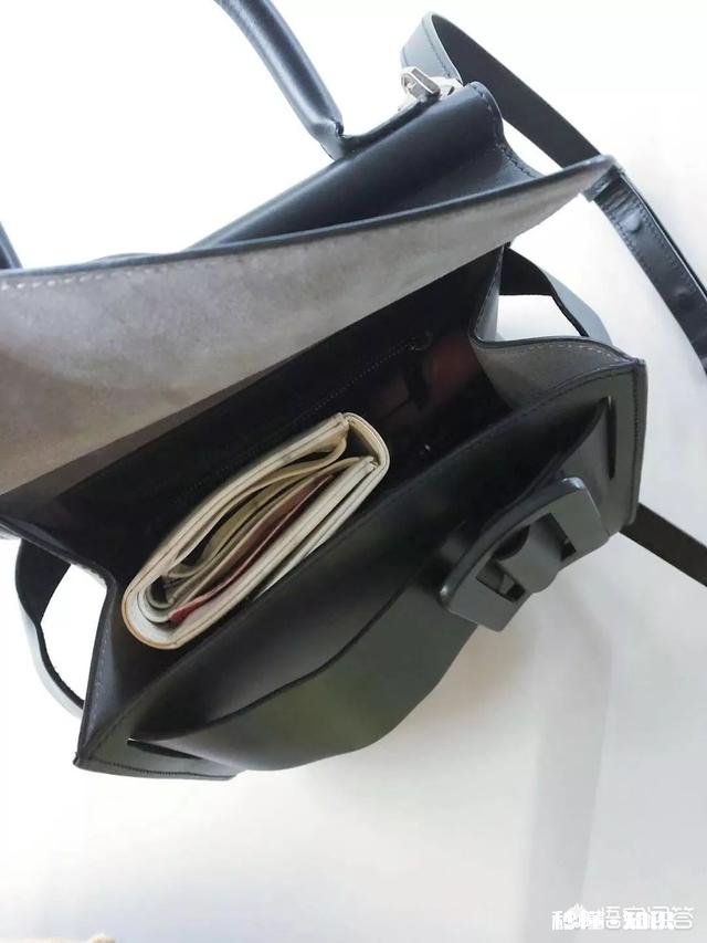 职场女性上班都背什么包