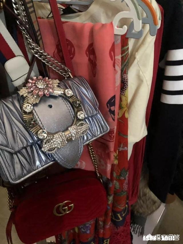 职场女性上班都背什么包