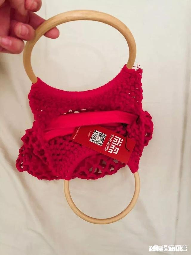 职场女性上班都背什么包