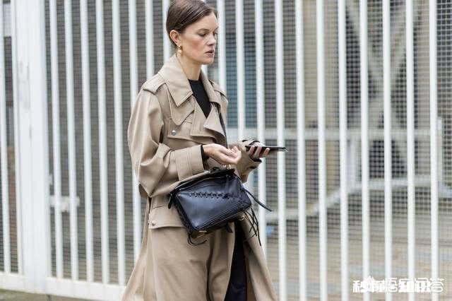 职场女性上班都背什么包