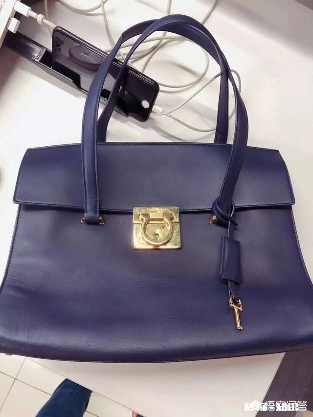 职场女性上班都背什么包