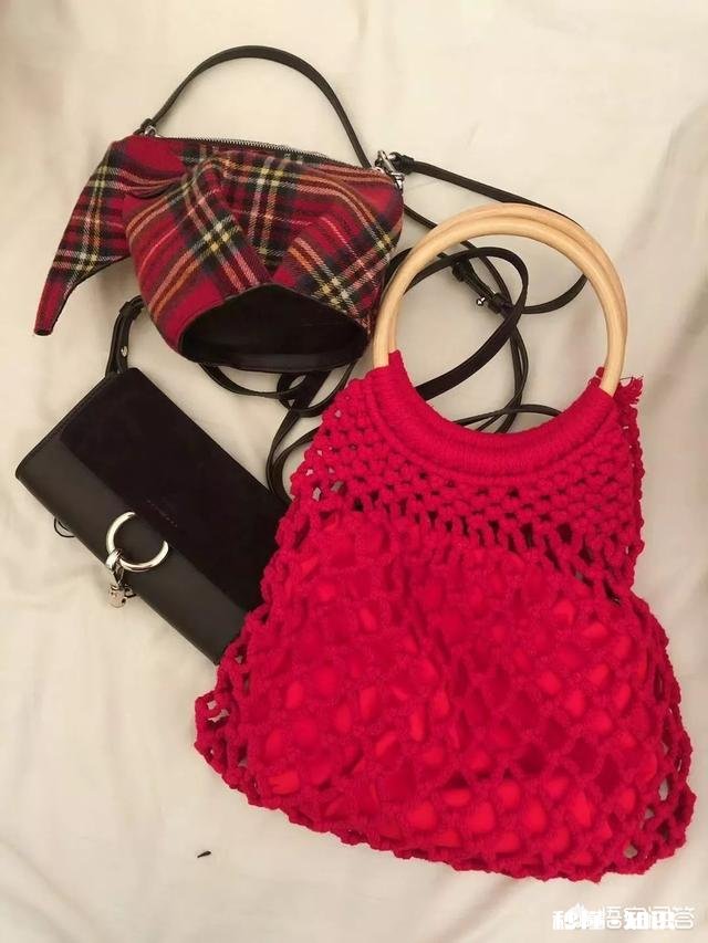 职场女性上班都背什么包